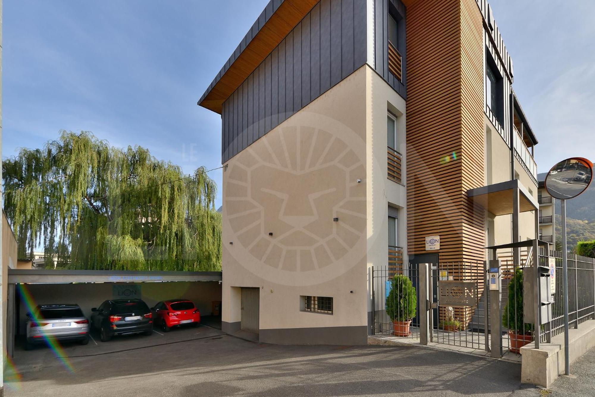 Le Lion Apartments - Bike & Ski Аоста Экстерьер фото