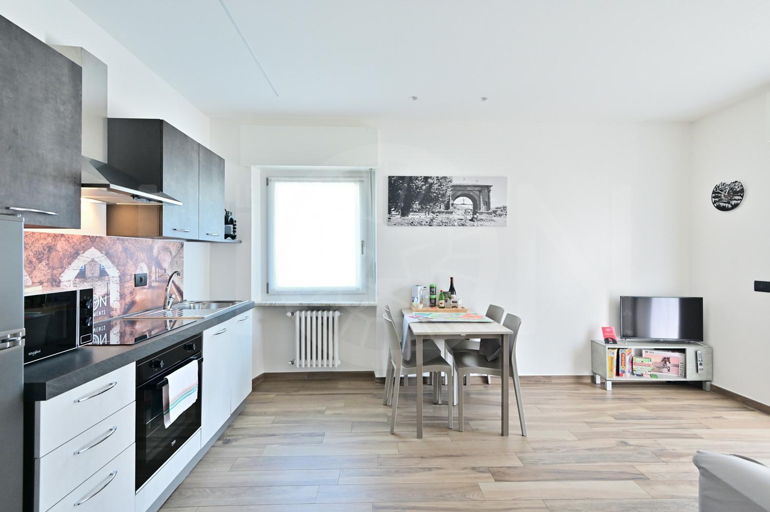 Le Lion Apartments - Bike & Ski Аоста Экстерьер фото